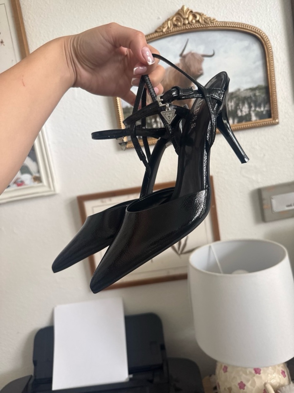 Guess Black Patent Pointed-Toe heel